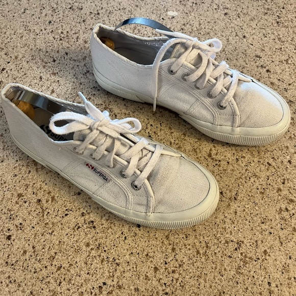 the iconic supergas